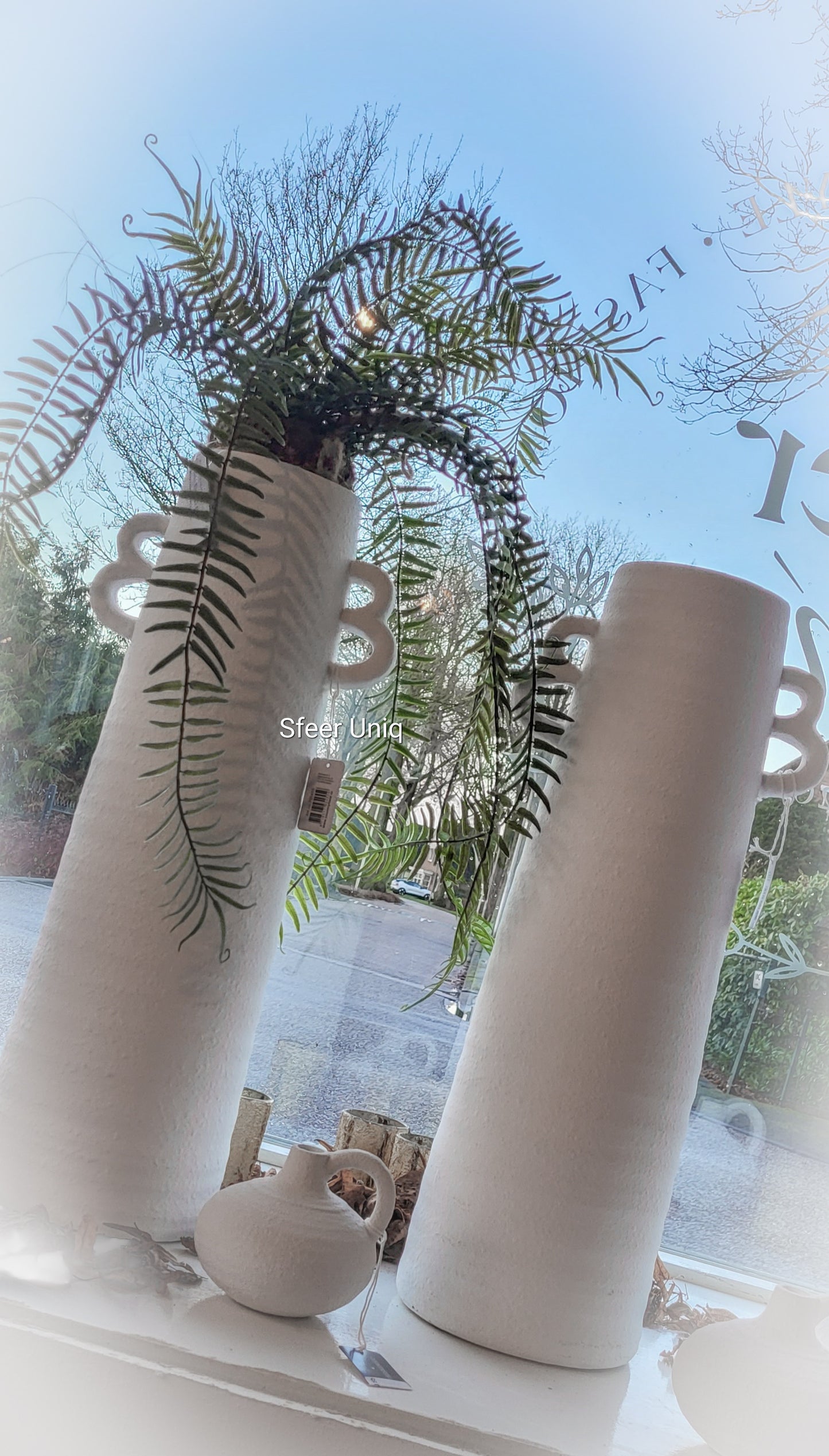 Hoge smalle vaas dubbele oren