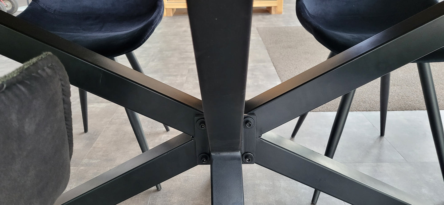 Eetkamer tafel