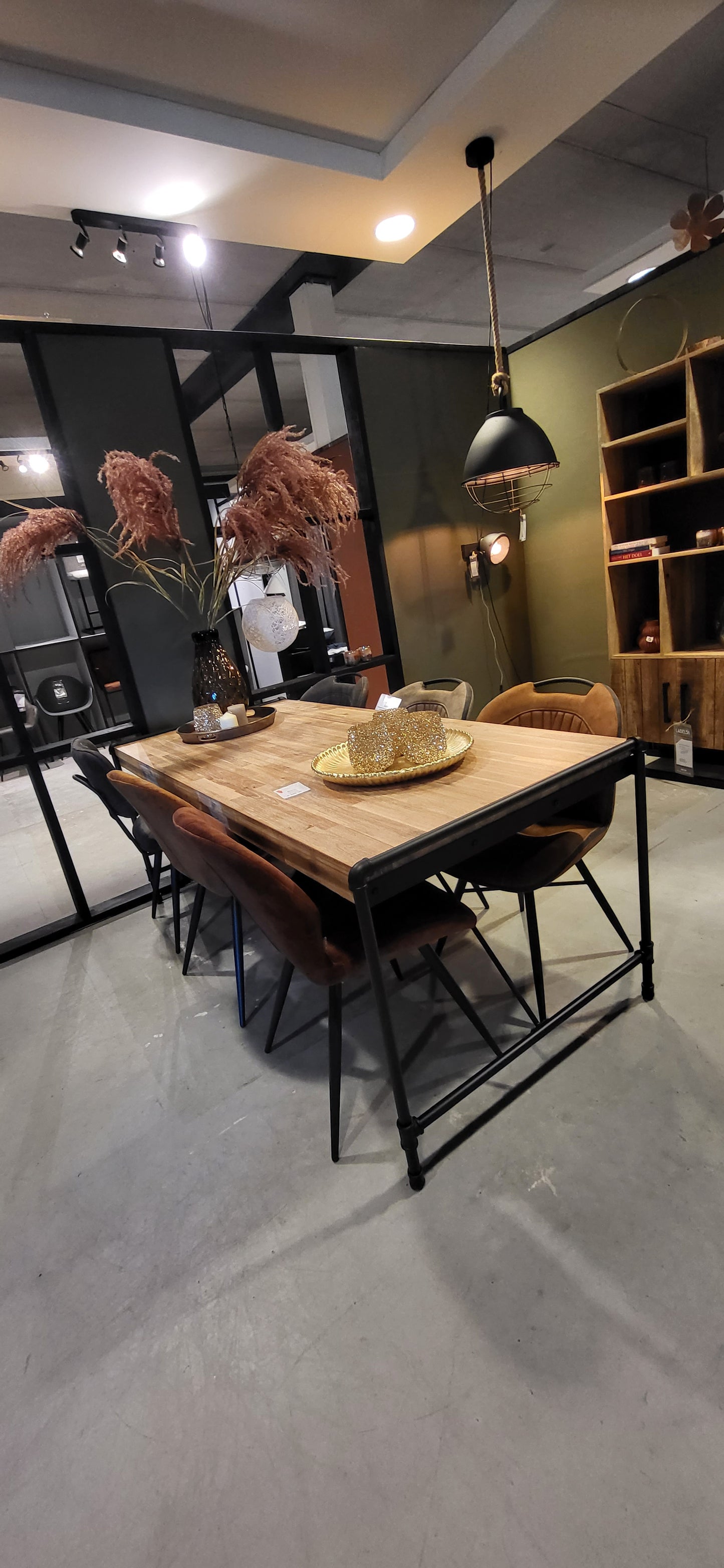 Eetkamertafel Marit