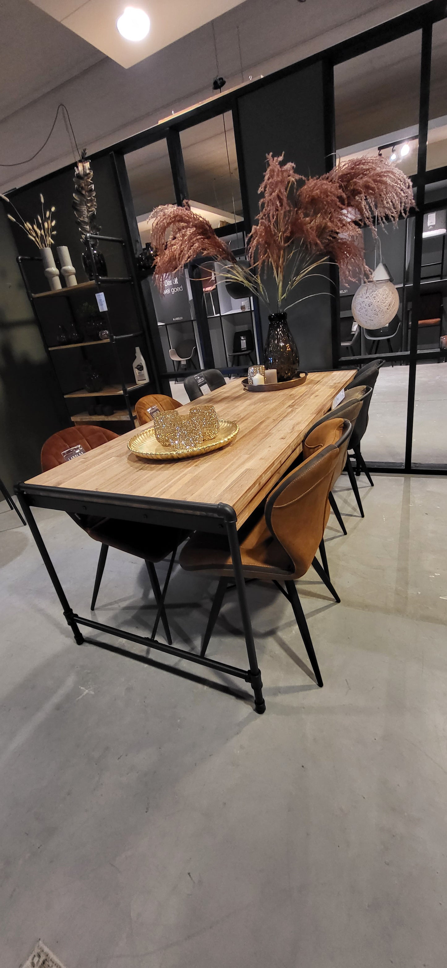 Eetkamertafel Marit