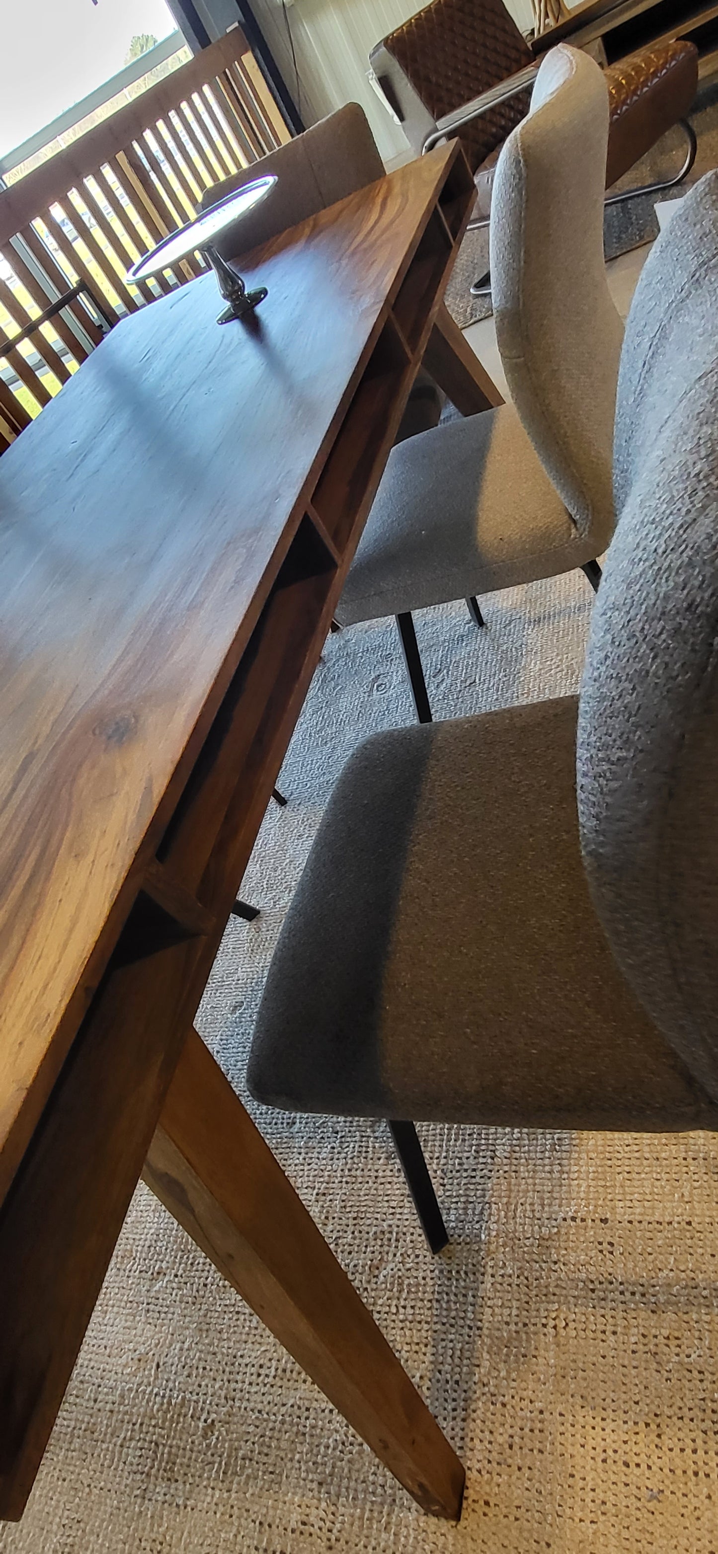 Eetkamertafel Vick