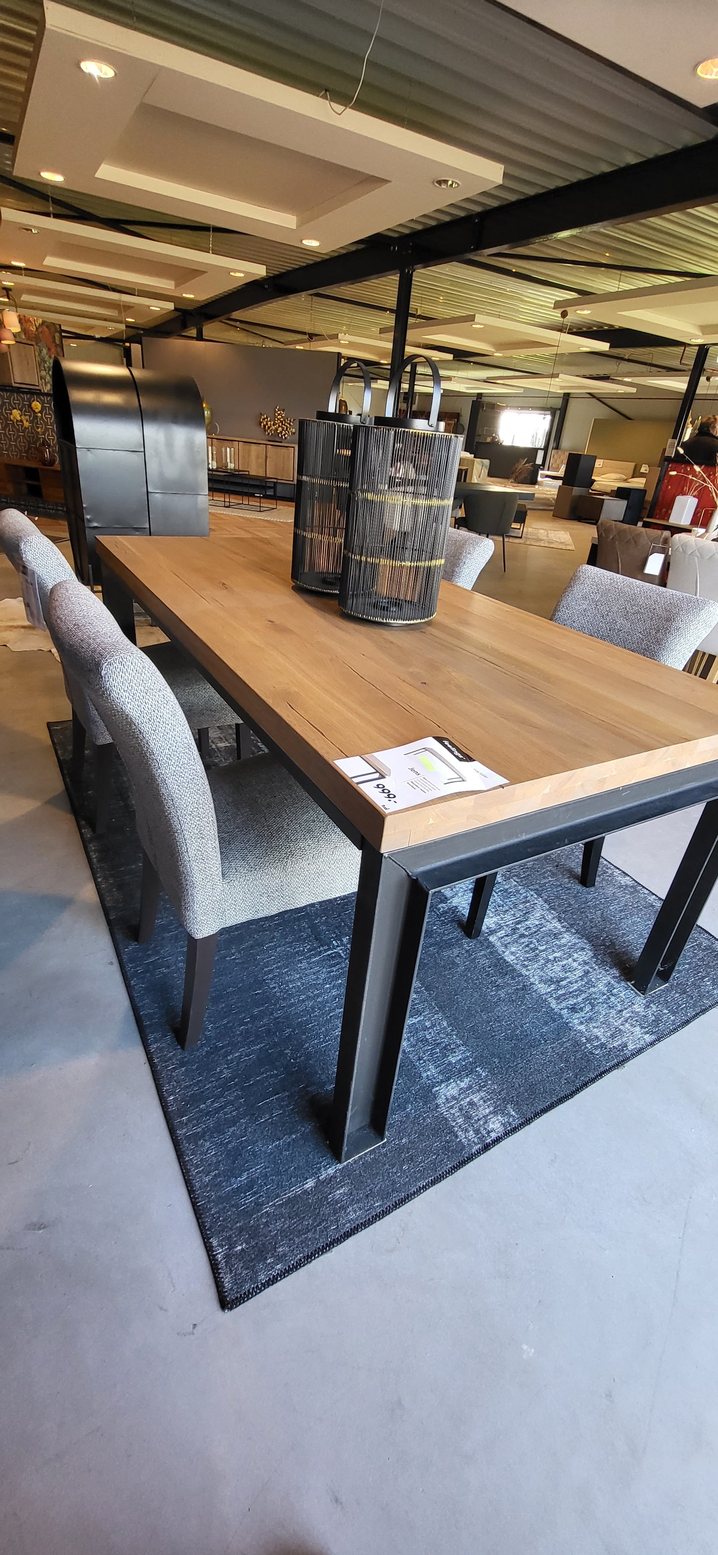 Eetkamertafel Jens