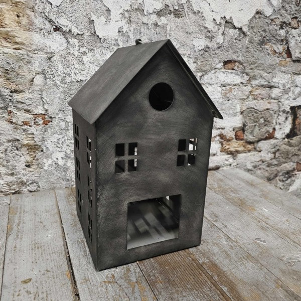 Metalen huis