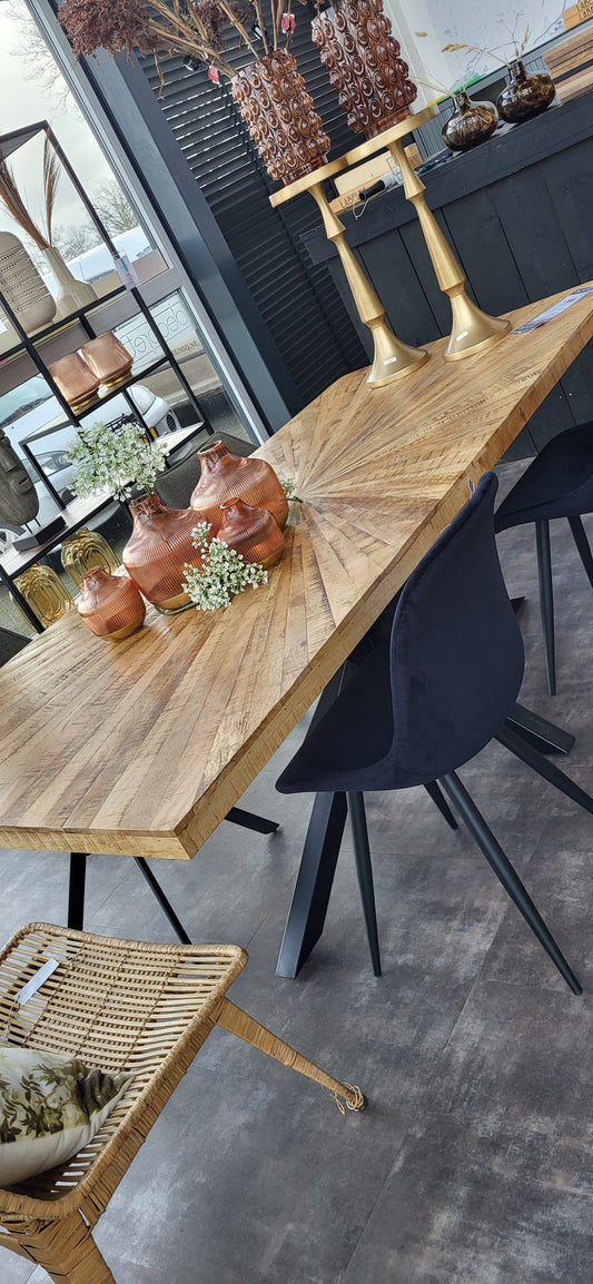 Eetkamer tafel