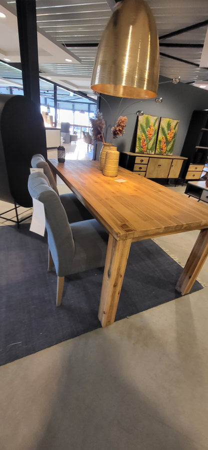 Eetkamertafel Chablis