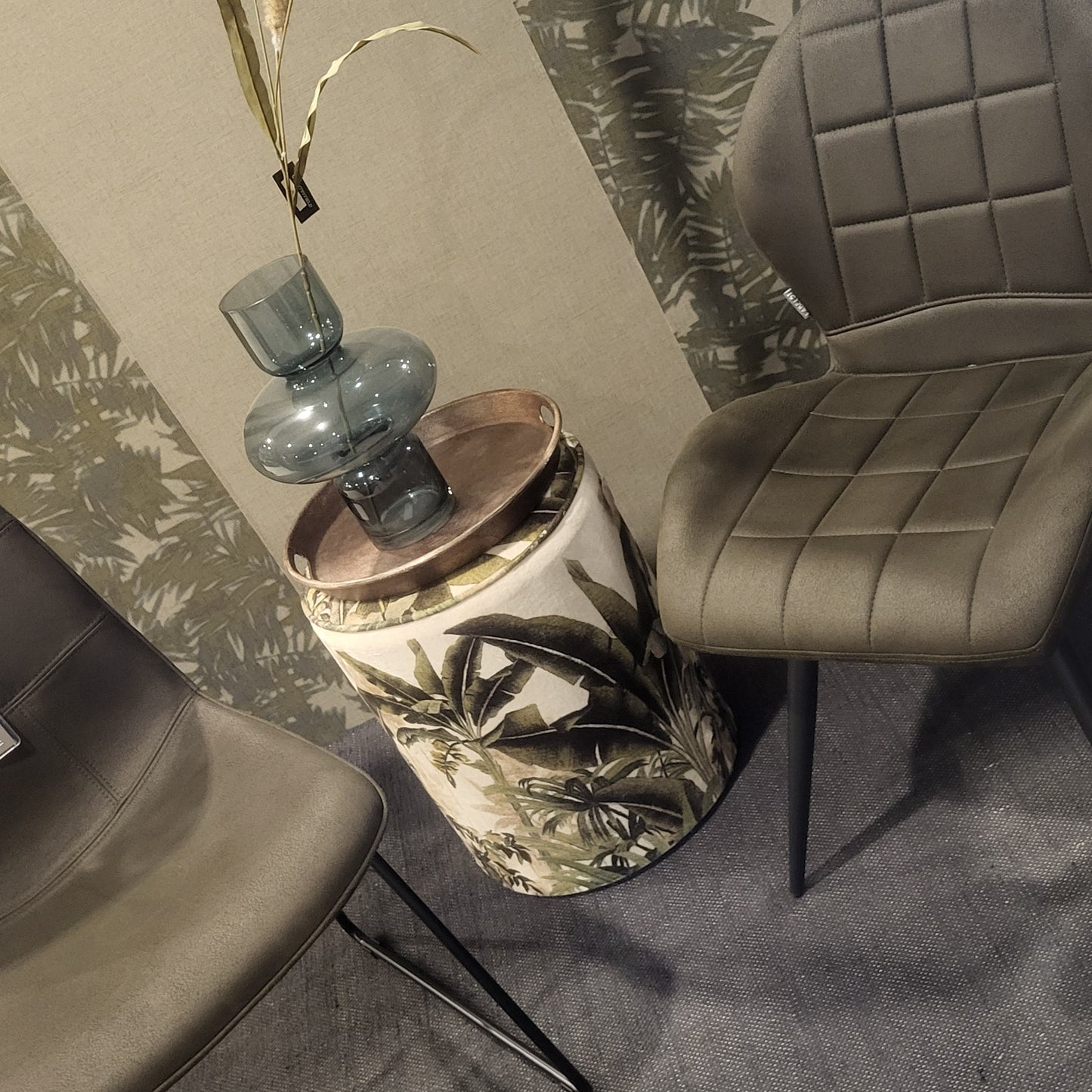 Hocker Leaves