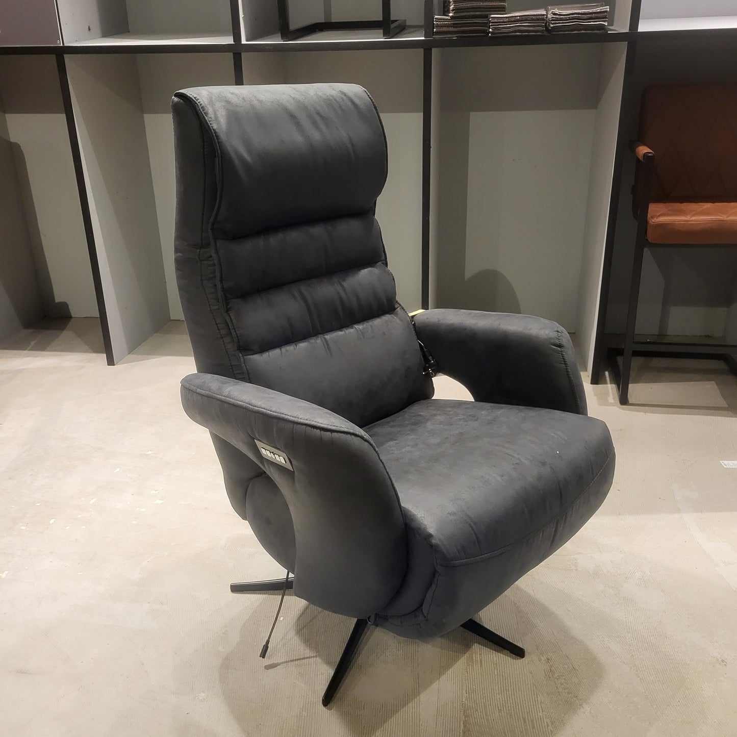 NIEUW!! Elektrische relaxfaiteuil Cow