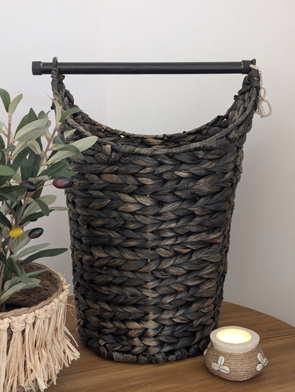 Rotan toiletrolhouder