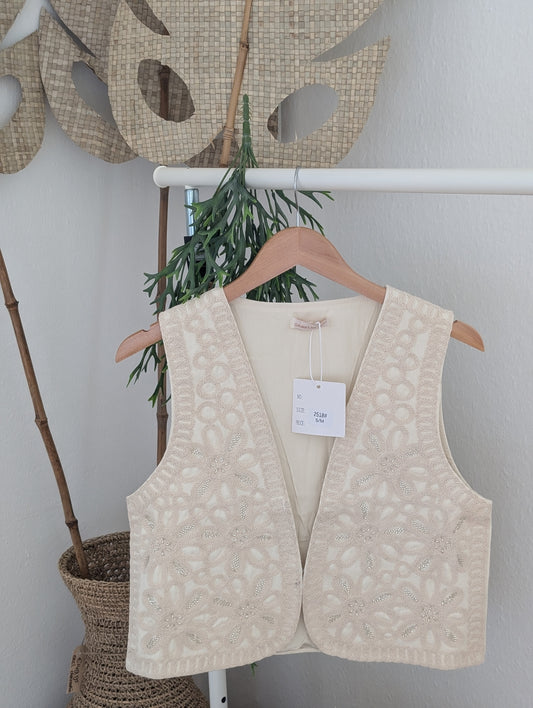Prachtige gilet bloemendetail