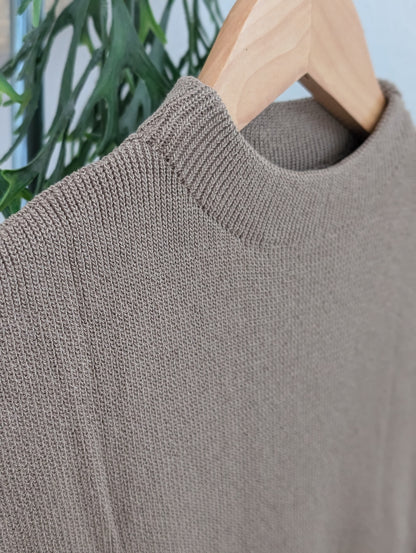 Mooie mouwloze top taupe