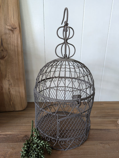 Metalen vogelkooi