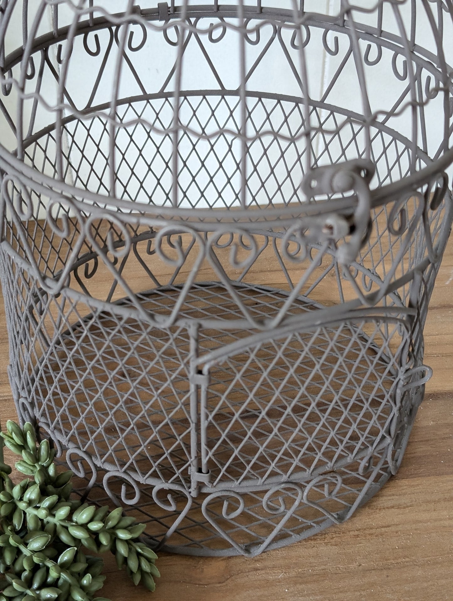 Metalen vogelkooi